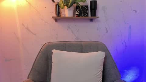 Snapshot of paulina_lopezz chatting on 09-19-25, 02:07 PAULINA online show from 09-19-25, 02:07