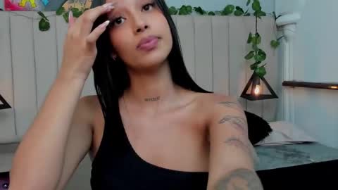 Snapshot of paulina_lopezz chatting on 11-11-25, 10:32 PAULINA online show from 11-11-25, 10:32