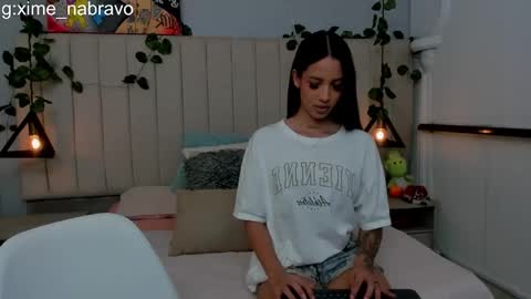 PAULINA  online show from 01-15-26, 09:29
