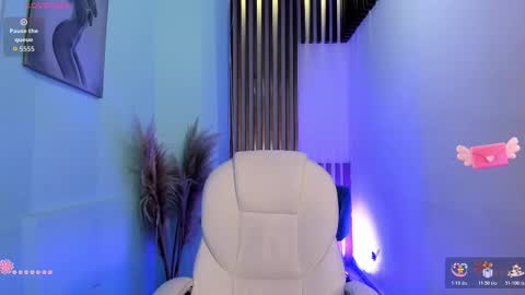 Paulina Belle online show from 12-22-25, 12:57