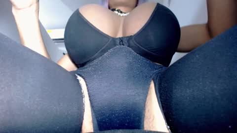 Snapshot of paulinabigcock24 chatting on 12-22-24, 10:17 paulinabigcock24 online show from 12-22-24, 10:17