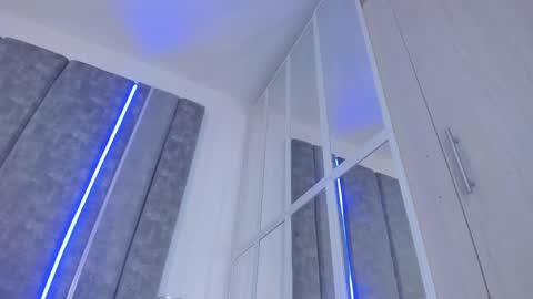 Paulina online show from 02-19-25, 03:49