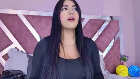 Snapshot of paulinaduarte_ chatting on 06-27-26, 04:12 Paulina online show from 06-27-26, 04:12