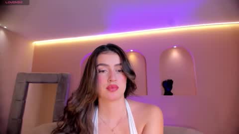 Snapshot of paulinasantosx chatting on 12-05-25, 07:54 Paulina Santos online show from 12-05-25, 07:54