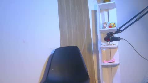 Snapshot of paulinawilliams chatting on 04-30-26, 08:57 paulina online show from 04-30-26, 08:57