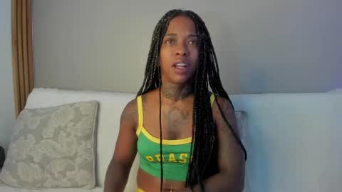 Pauline online show from 09-26-25, 01:42