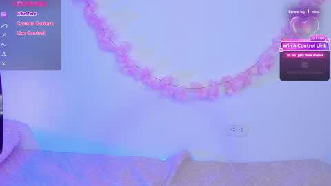 Pauline online show from 02-02-25, 04:37