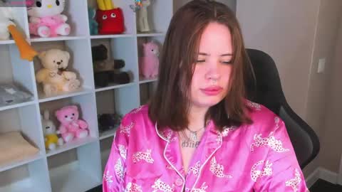 Erica online show from 05-22-26, 09:15