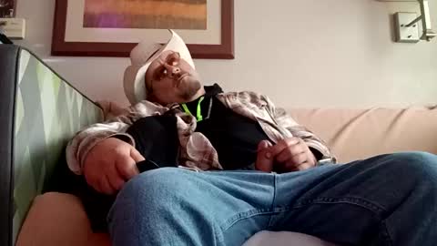 Snapshot of paulizme chatting on 12-04-24, 05:22 paulizme online show from 12-04-24, 05:22