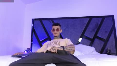 Paulo online show from 04-09-26, 04:45