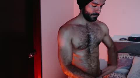 Paul online show from 01-09-25, 04:08