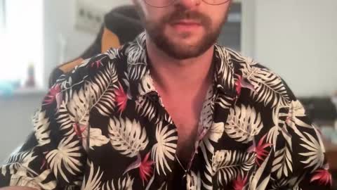 love bush online show from 09-21-25, 11:34