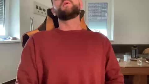 love bush online show from 10-18-25, 08:15