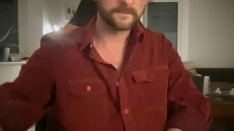 Snapshot of paulsimpsn chatting on 05-18-26, 07:09 love bush online show from 05-18-26, 07:09