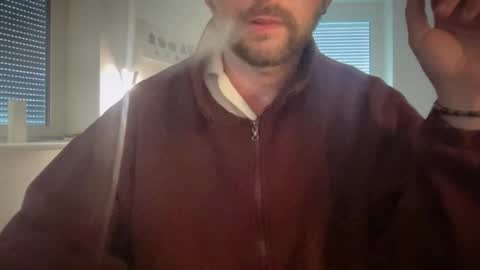 Snapshot of paulsimpsn chatting on 06-11-26, 03:32 love bush online show from 06-11-26, 03:32