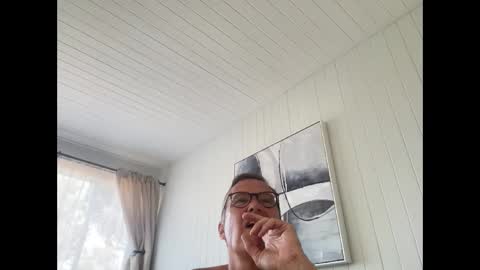 paulwill2377 online show from 09-15-25, 06:19