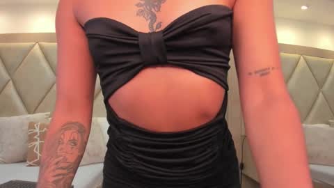 Pau online show from 09-19-25, 12:17