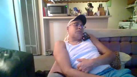 Snapshot of pawgkiller chatting on 12-05-25, 02:31 pawgkiller online show from 12-05-25, 02:31