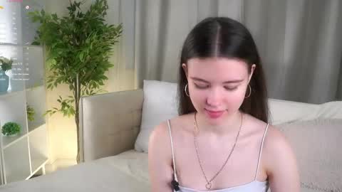 Snapshot of pazrapacki chatting on 05-25-26, 02:28 Beautiful Mila online show from 05-25-26, 02:28