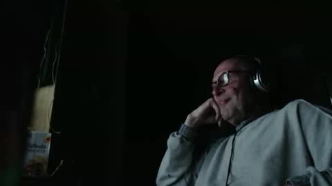 Snapshot of pc8474408 chatting on 12-04-25, 01:59 pc8474408 online show from 12-04-25, 01:59