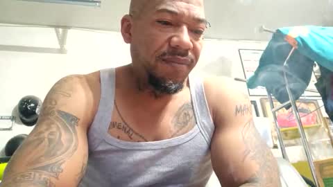 Snapshot of pcuddy3 chatting on 05-03-26, 11:49 Phenomenal online show from 05-03-26, 11:49