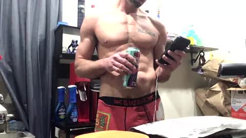 Snapshot of pduke81 chatting on 12-18-24, 11:40 Hung sung Hero online show from 12-18-24, 11:40