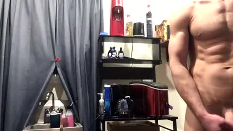 Snapshot of pduke81 chatting on 12-27-24, 12:18 Hung sung Hero online show from 12-27-24, 12:18