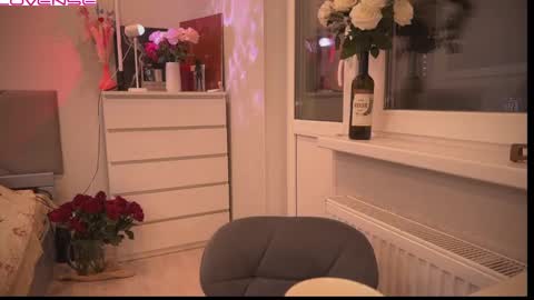 Snapshot of peaceful_oblivion chatting on 02-25-25, 05:47 Sandra Next Stream pm MSK 5 pm UTC1pm EDT online show from 02-25-25, 05:47