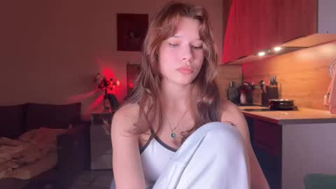 Snapshot of peaceful_oblivion chatting on 10-17-25, 07:49 Sandra Next Stream pm MSK 5 pm UTC1pm EDT online show from 10-17-25, 07:49