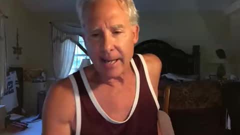 peacemakerone1 online show from 10-20-25, 06:19