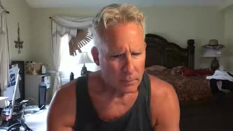 peacemakerone1 online show from 04-01-26, 07:44