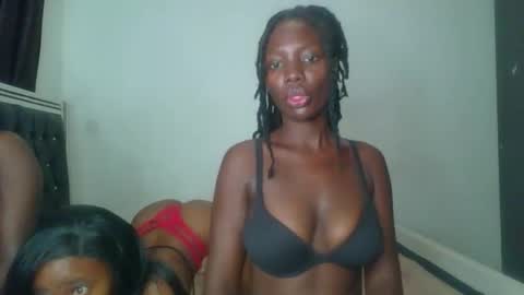 peach_ebonny online show from 04-16-26, 09:50