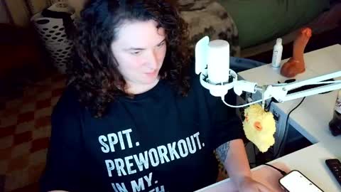 Peach Bandit online show from 04-23-26, 03:30