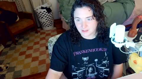 Peach Bandit online show from 04-24-26, 02:47