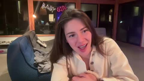 Snapshot of peacheekitty chatting on 01-24-25, 06:57 Effyyyyy online show from 01-24-25, 06:57