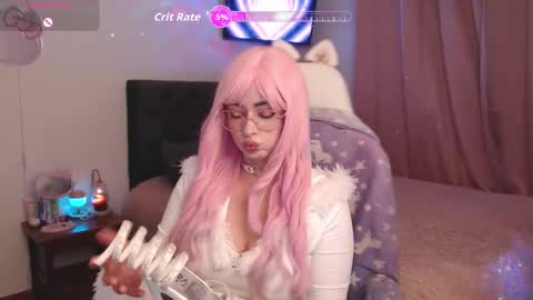 peacherry_ online show from 11-07-25, 12:43