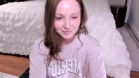 Lili online show from 10-06-25, 02:42