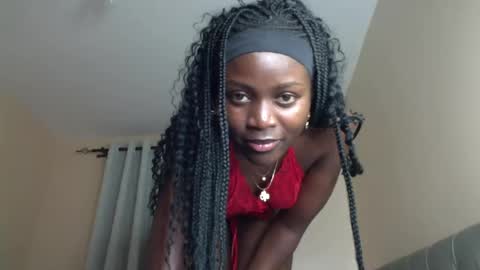 Snapshot of peachy_aura1 chatting on 07-18-26, 12:26 Aura online show from 07-18-26, 12:26