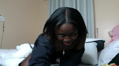 Snapshot of peachy_aura1 chatting on 07-29-26, 01:20 Aura online show from 07-29-26, 01:20