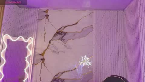 peachy_tay online show from 03-26-26, 11:27