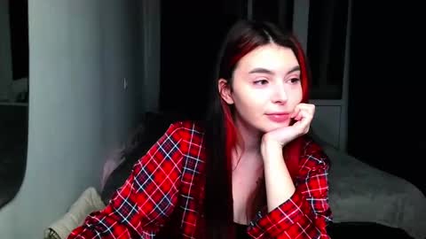 Snapshot of peachybabe__ chatting on 12-27-24, 07:03 Peachy online show from 12-27-24, 07:03