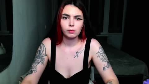 Snapshot of peachybabe__ chatting on 12-29-24, 08:58 Peachy online show from 12-29-24, 08:58