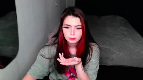 Snapshot of peachybabe__ chatting on 12-30-24, 05:44 Peachy online show from 12-30-24, 05:44