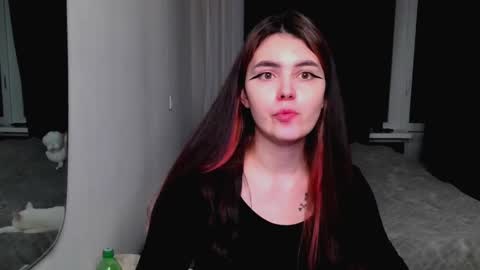 Snapshot of peachybabe__ chatting on 01-19-25, 09:13 Peachy online show from 01-19-25, 09:13