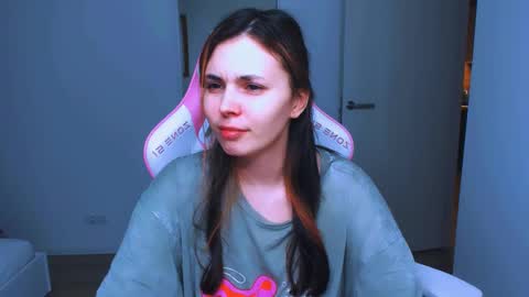 Snapshot of peachybabe__ chatting on 01-28-25, 04:08 Peachy online show from 01-28-25, 04:08