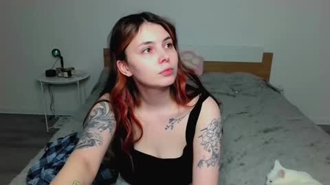 Snapshot of peachybabe__ chatting on 01-31-25, 11:35 Peachy online show from 01-31-25, 11:35