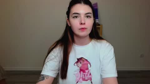 Snapshot of peachybabe__ chatting on 02-24-25, 05:42 Peachy online show from 02-24-25, 05:42