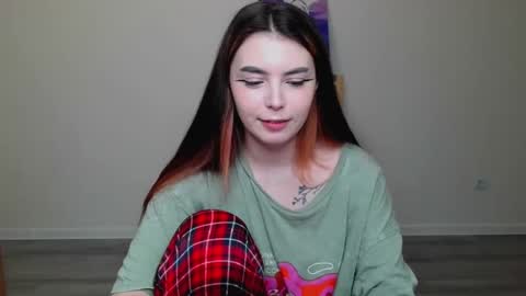 Snapshot of peachybabe__ chatting on 02-26-25, 04:45 Peachy online show from 02-26-25, 04:45