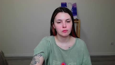 Snapshot of peachybabe__ chatting on 03-01-25, 02:59 Peachy online show from 03-01-25, 02:59