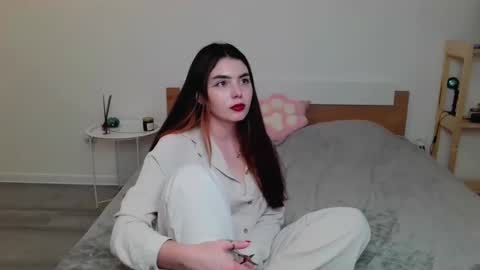 Snapshot of peachybabe__ chatting on 03-05-25, 12:27 Peachy online show from 03-05-25, 12:27